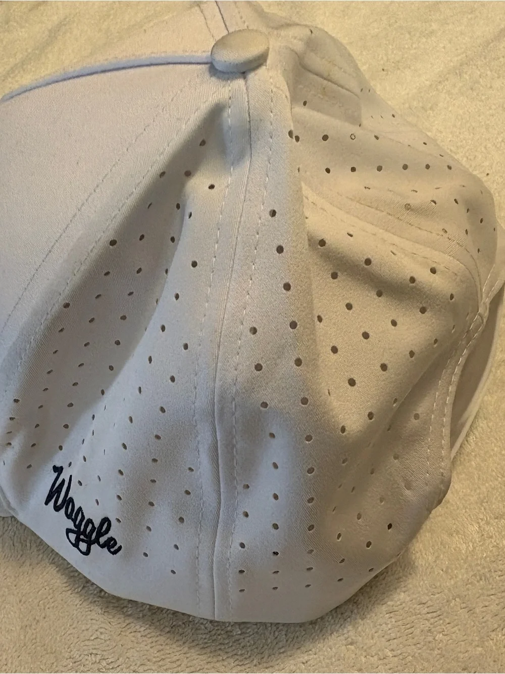 Kids White Baseball Cap with Embroidered Antler Badge